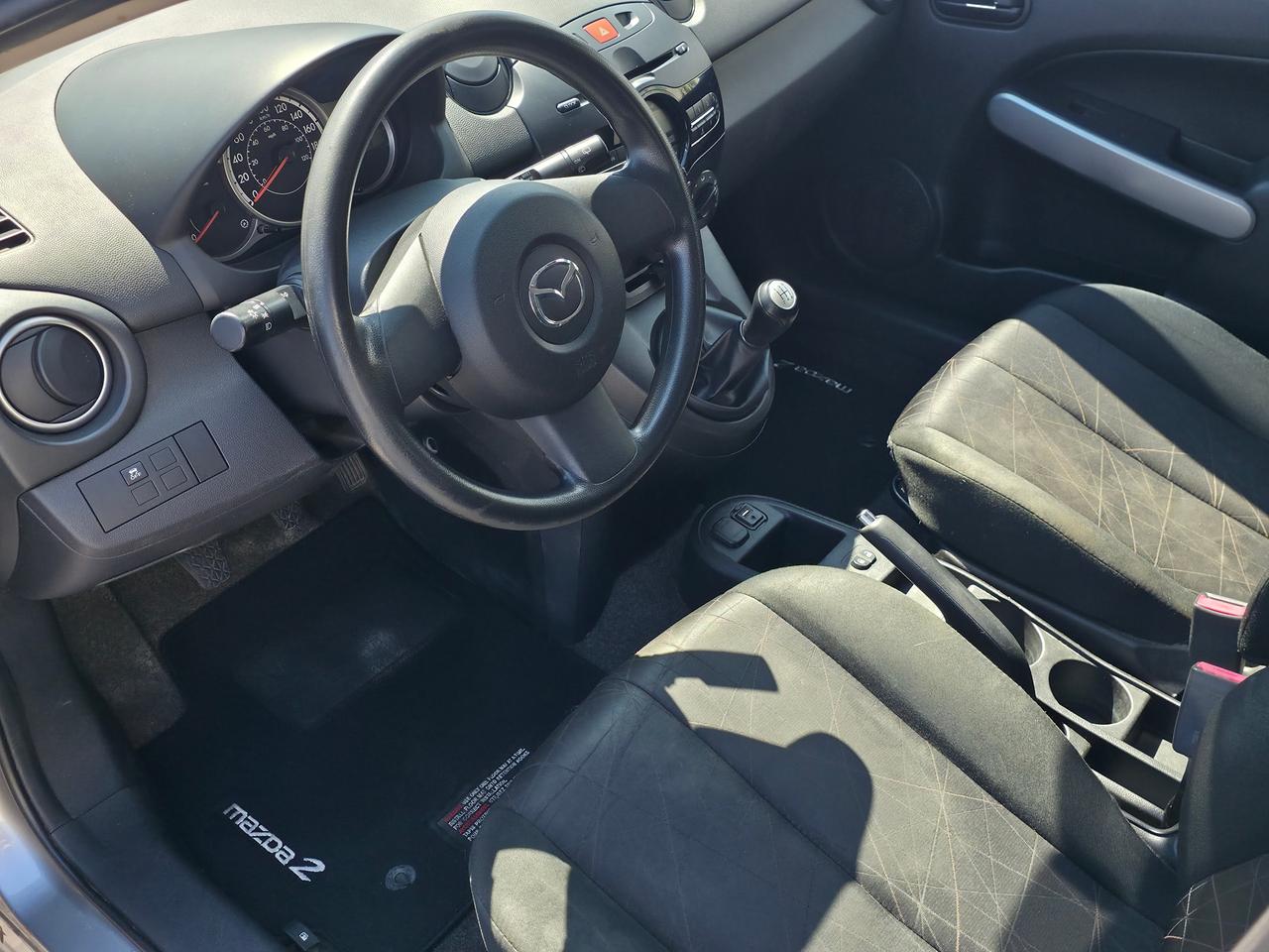 2013 Mazda MAZDA2 GX **CLEAN CARFAX**5 SPEED MANUAL** Photo