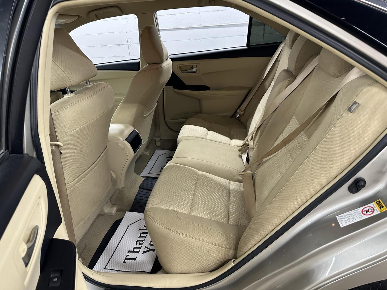 2016 Toyota Camry LE Photo