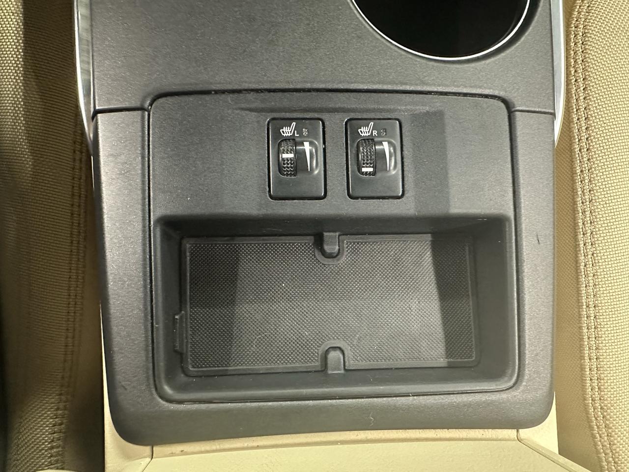 2016 Toyota Camry LE Photo