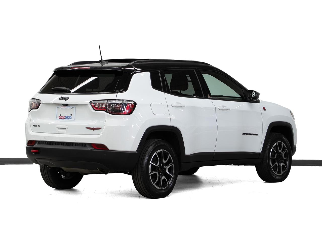 2024 Jeep Compass TRAILHAWK 4x4 | Pano roof | BSM | ACC | CarPlay