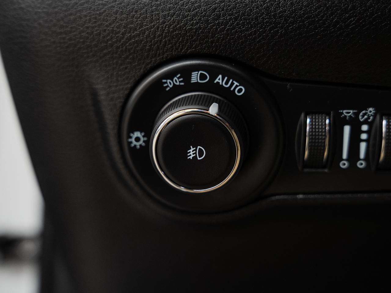 2024 Jeep Compass TRAILHAWK 4x4 | Pano roof | BSM | ACC | CarPlay