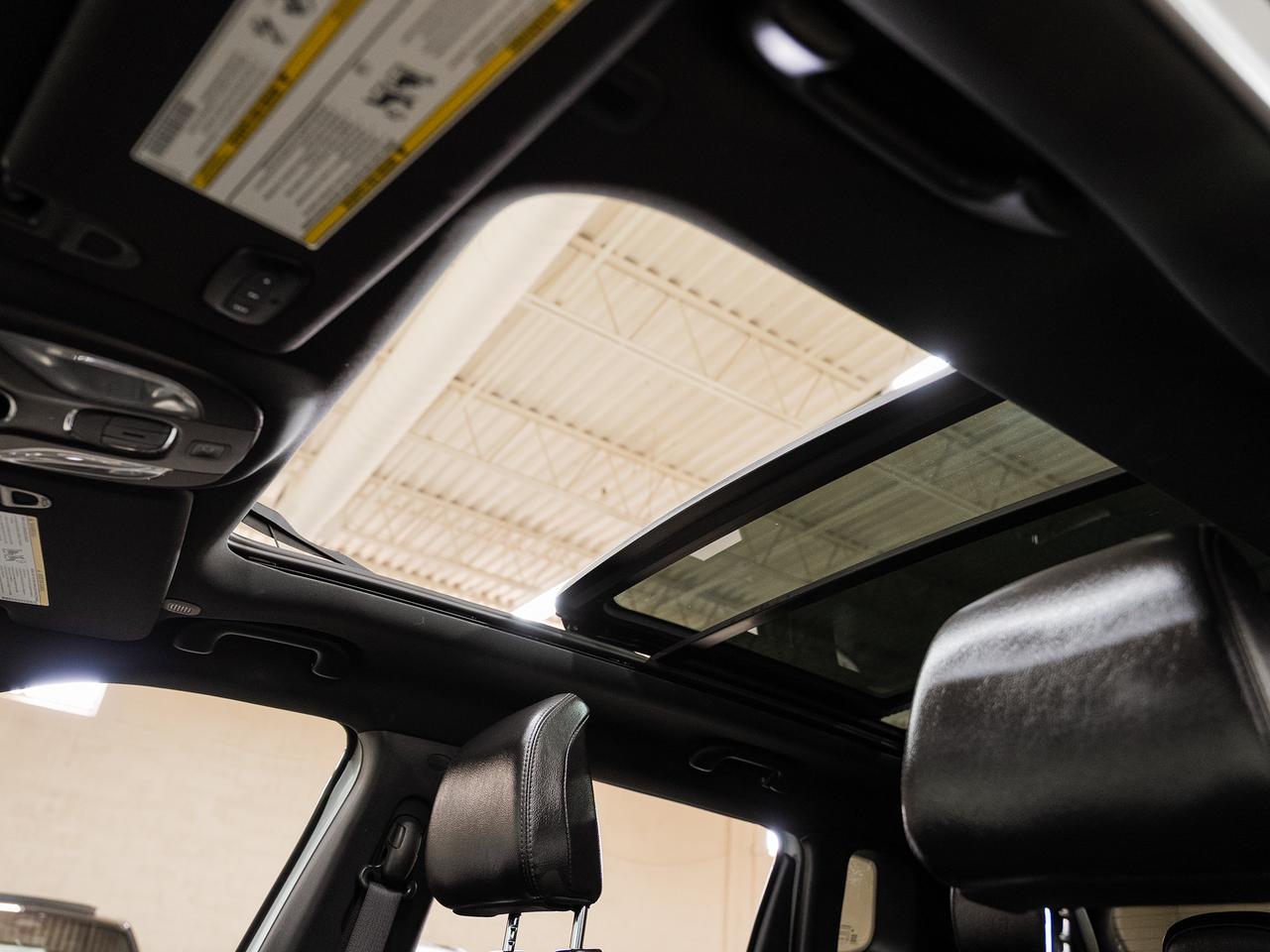 2024 Jeep Compass TRAILHAWK 4x4 | Pano roof | BSM | ACC | CarPlay Photo