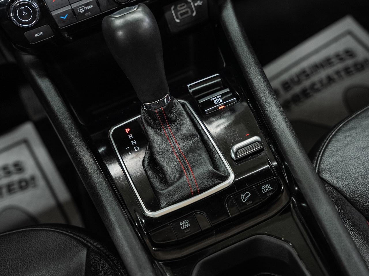 2024 Jeep Compass TRAILHAWK 4x4 | Pano roof | BSM | ACC | CarPlay