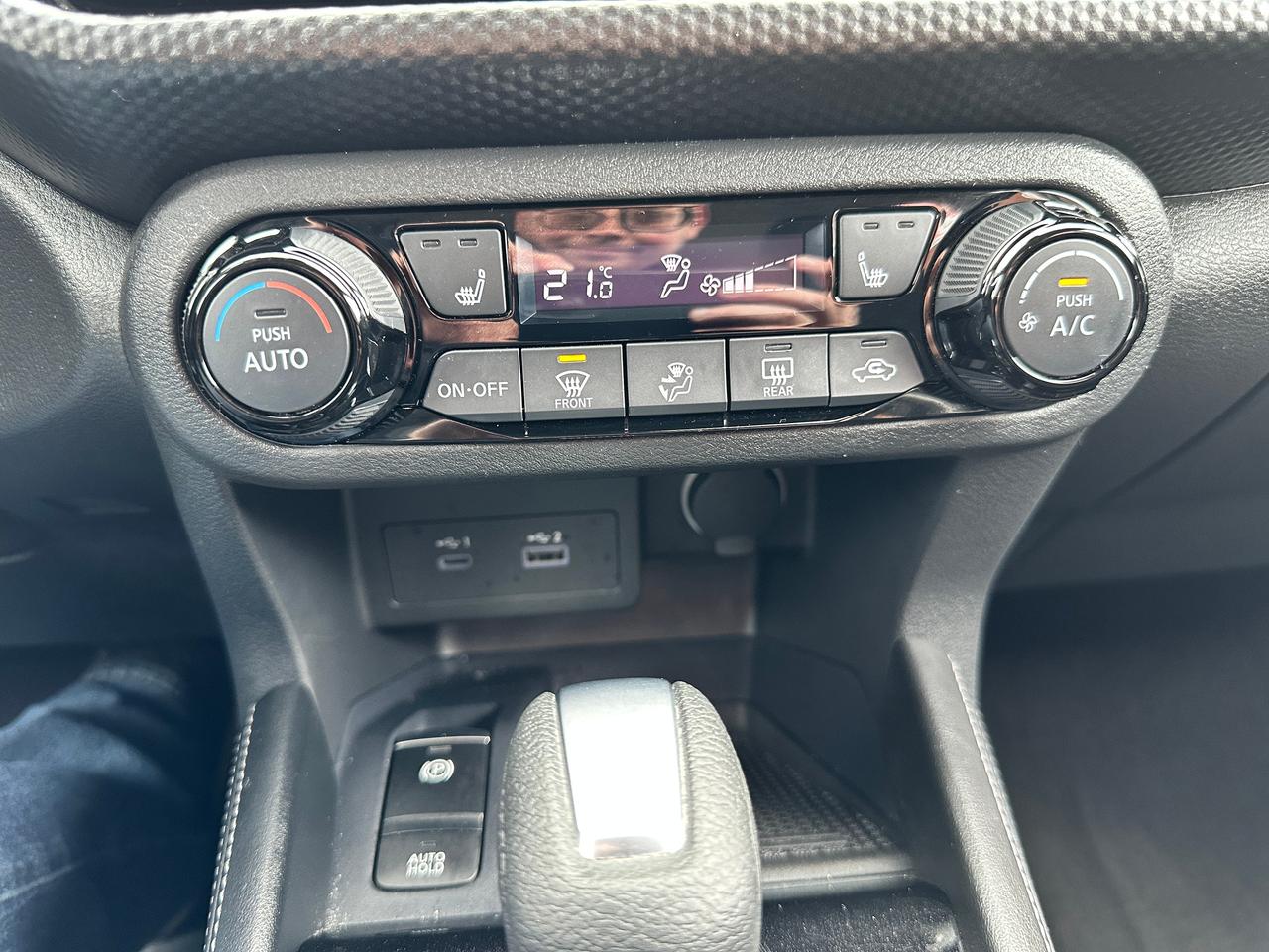 2024 Nissan Kicks SV FWD Heated Cloth XM Heated Steering RemoteStart - Photo #37