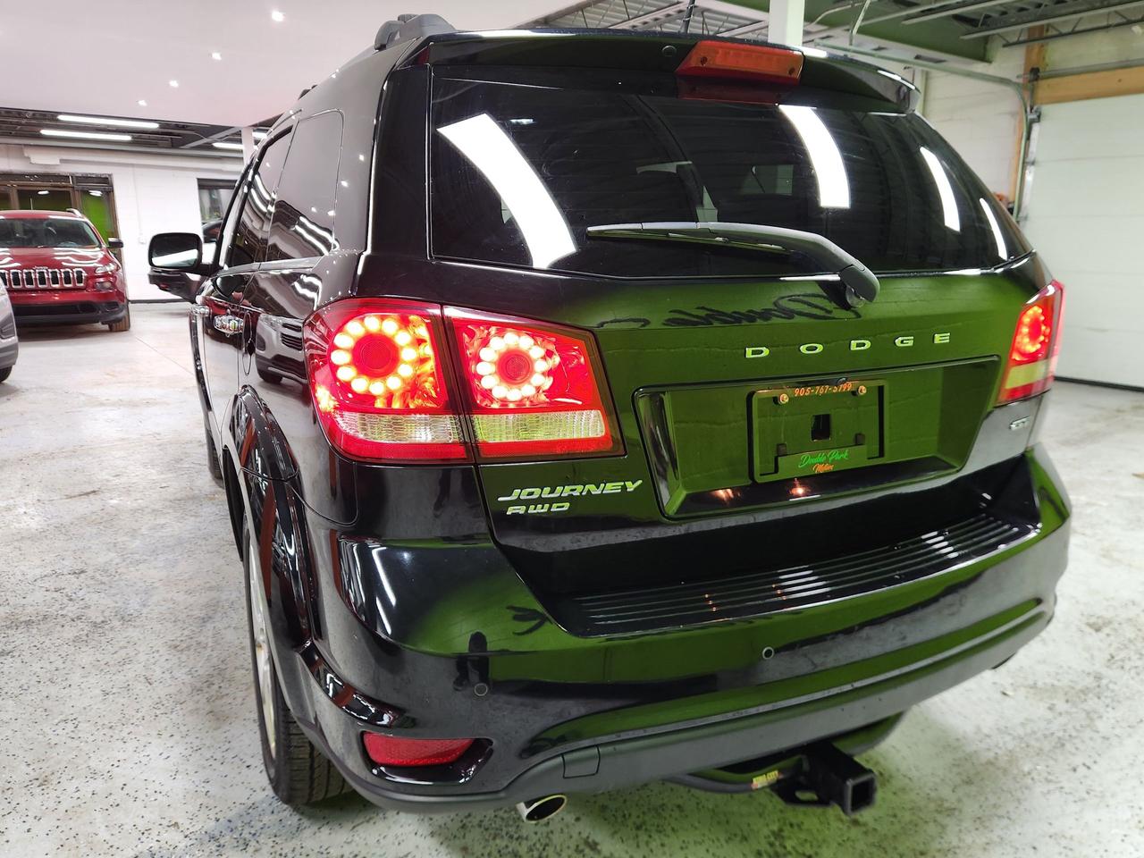 2017 Dodge Journey GT 7 PASS AWD NAVI HITCH LEATHER NO ACCIDENTS Photo