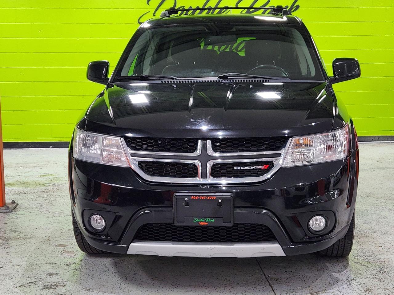 2017 Dodge Journey GT 7 PASS AWD NAVI HITCH LEATHER NO ACCIDENTS Photo