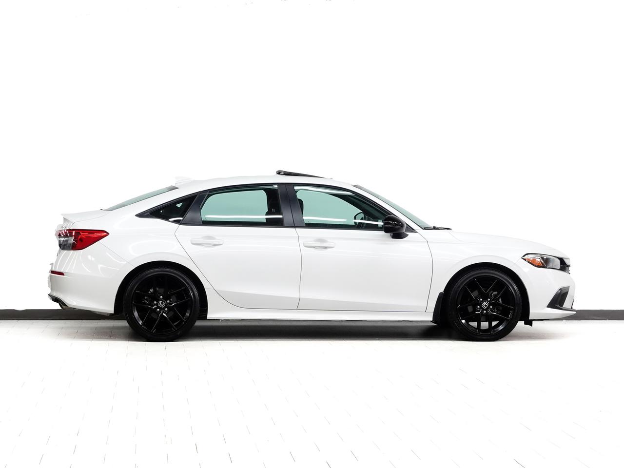 2023 Honda Civic TOURING | Nav | Leather | Sunroof | BSM | CarPlay