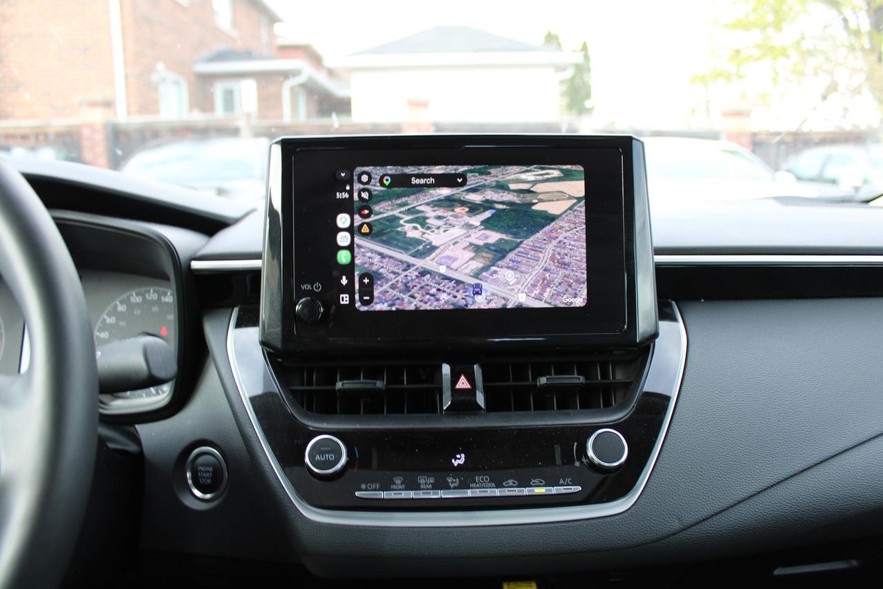 2025 Toyota Corolla LE Photo