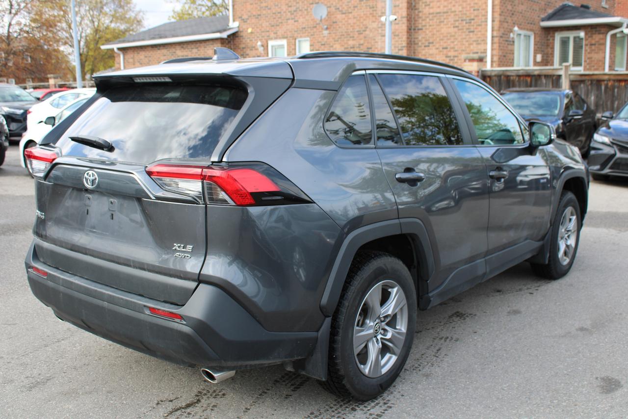 2024 Toyota RAV4 XLE Photo