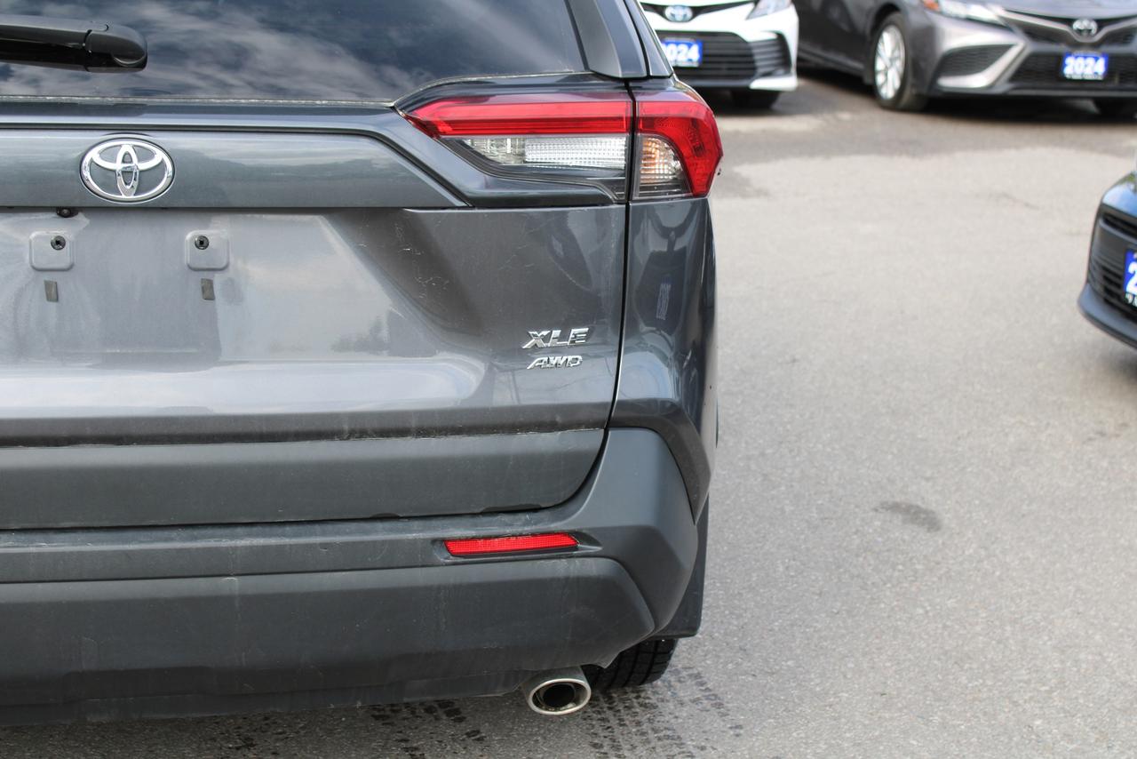 2024 Toyota RAV4 XLE Photo