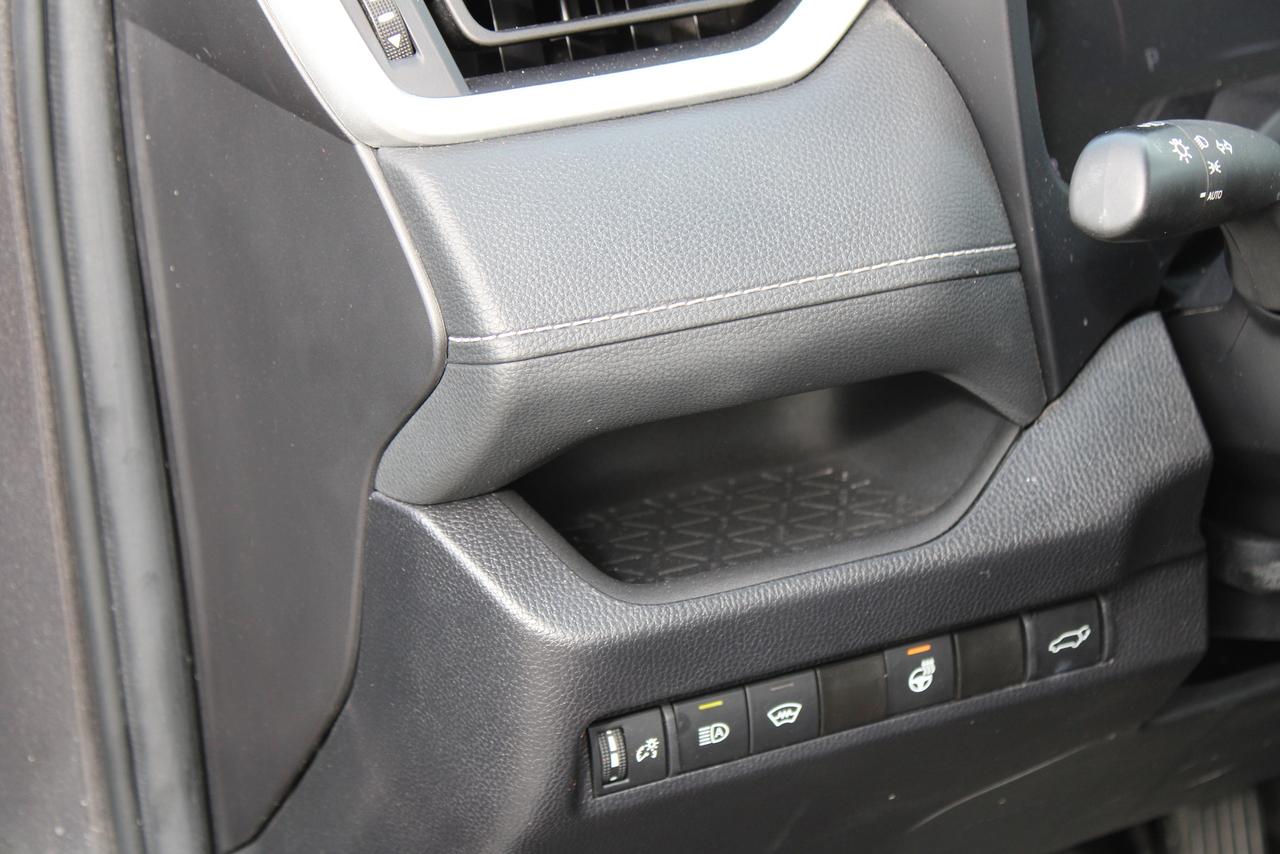 2024 Toyota RAV4 XLE Photo