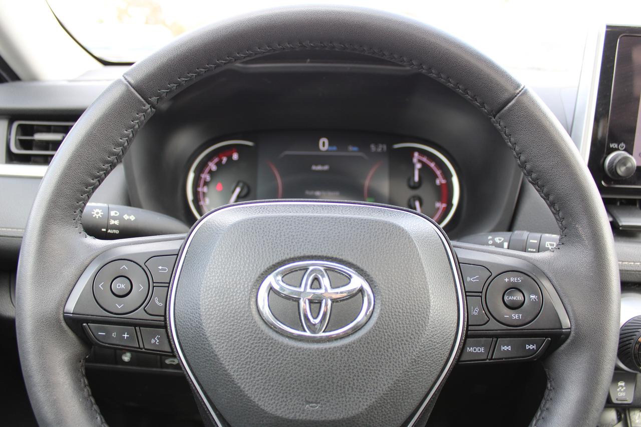2024 Toyota RAV4 XLE Photo