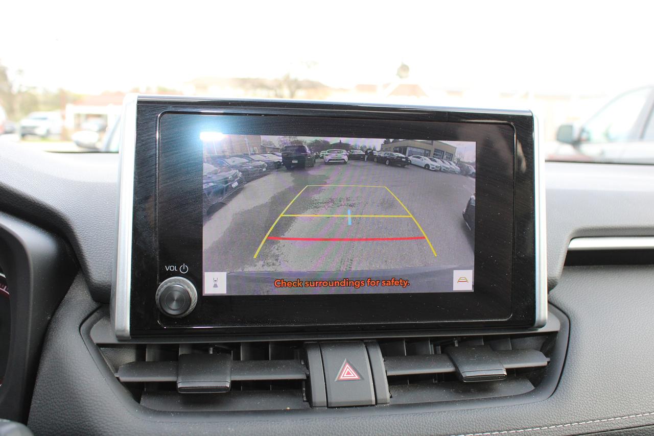 2024 Toyota RAV4 XLE Photo