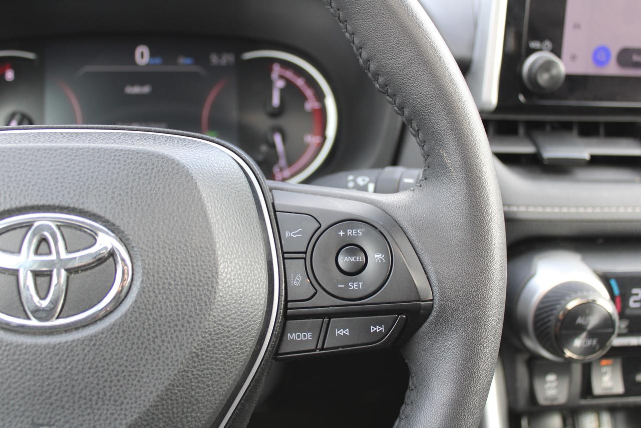 2024 Toyota RAV4 XLE Photo