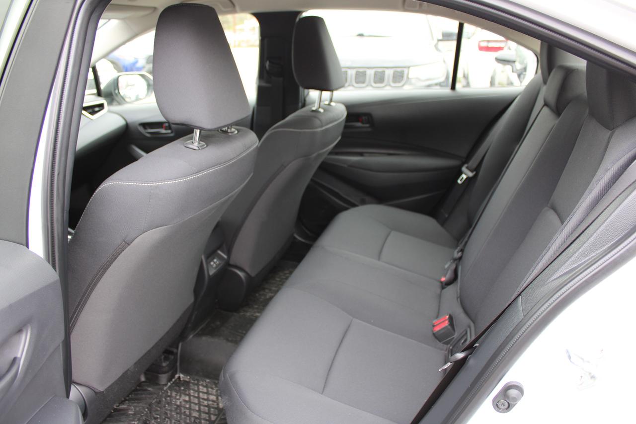 2025 Toyota Corolla Hybrid LE Photo