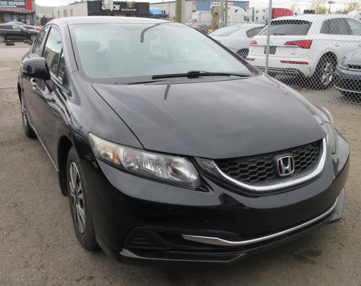 <p>2013 HONDA CIVIC LX EDITION 4 DOOR SEDAN&nbsp; HAS FEATURES FM, AM, BLUETOOTH,&nbsp; GOOD IN CONDITION, RUST FREE BODY, 1.8 LITRE ENGINE SIZE WITH AUTOMATIC TRANSMISSION, COMES CERTIFIED, HST, AND LICENSING WILL APPLY.</p>