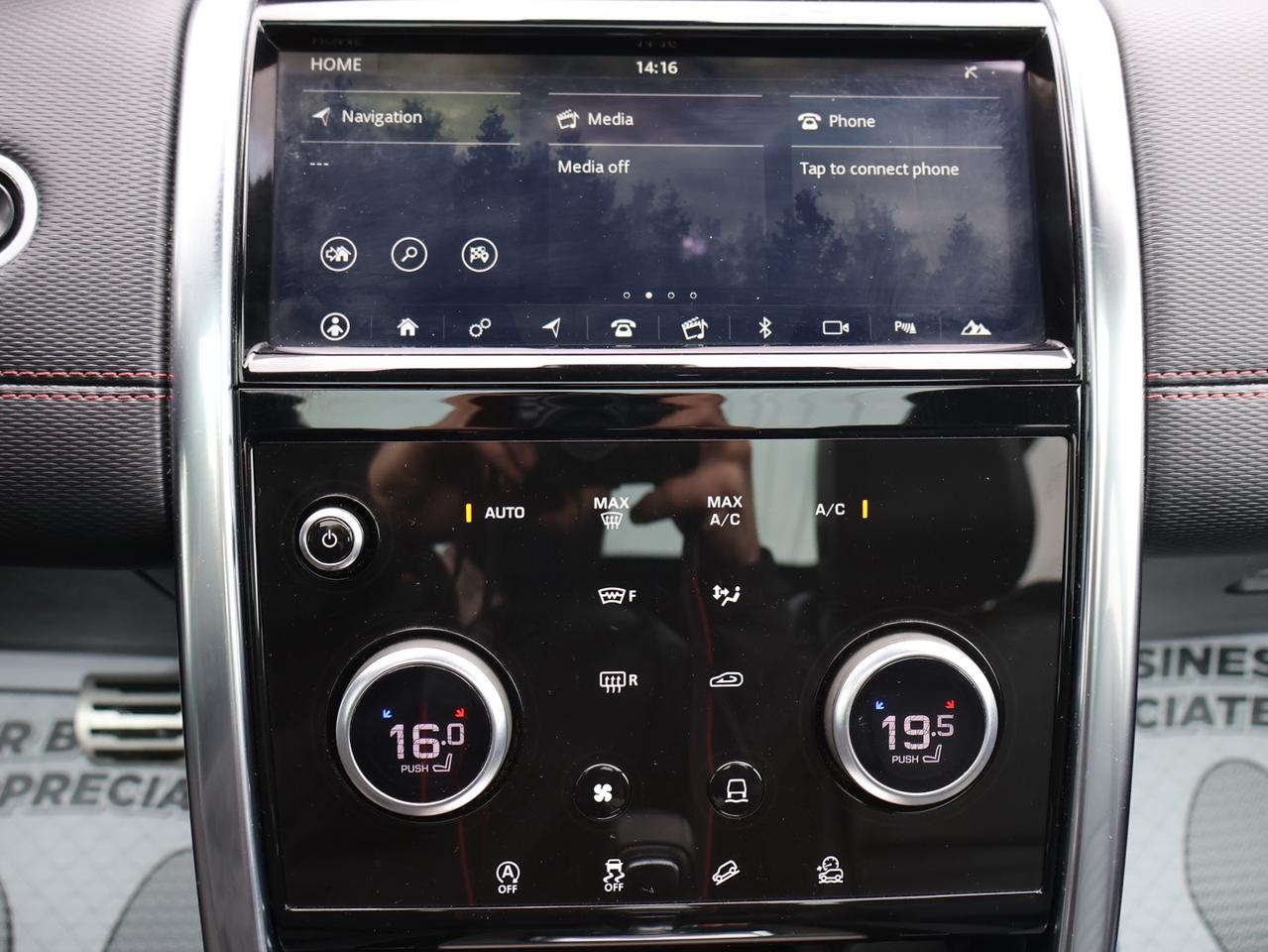2020 Land Rover Discovery Sport R-DYNAMIC SE AWD CERTIFIED *ACCIDENT FREE* CAMERA NAV BLUETOOTH LEATHER HEATED SEATS CRUISE ALLOYS Photo