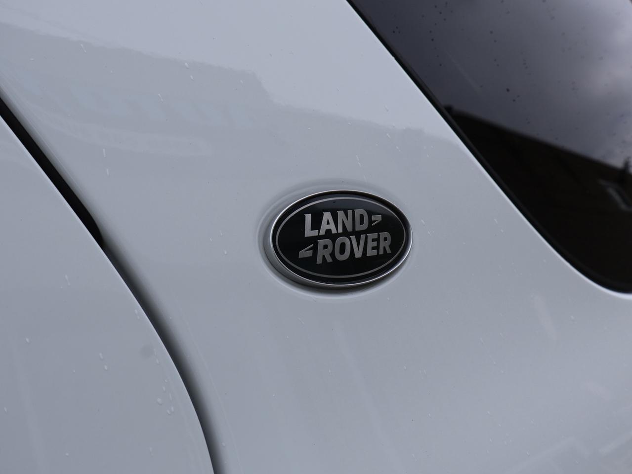 2020 Land Rover Discovery Sport R-DYNAMIC SE AWD CERTIFIED *ACCIDENT FREE* CAMERA NAV BLUETOOTH LEATHER HEATED SEATS CRUISE ALLOYS Photo