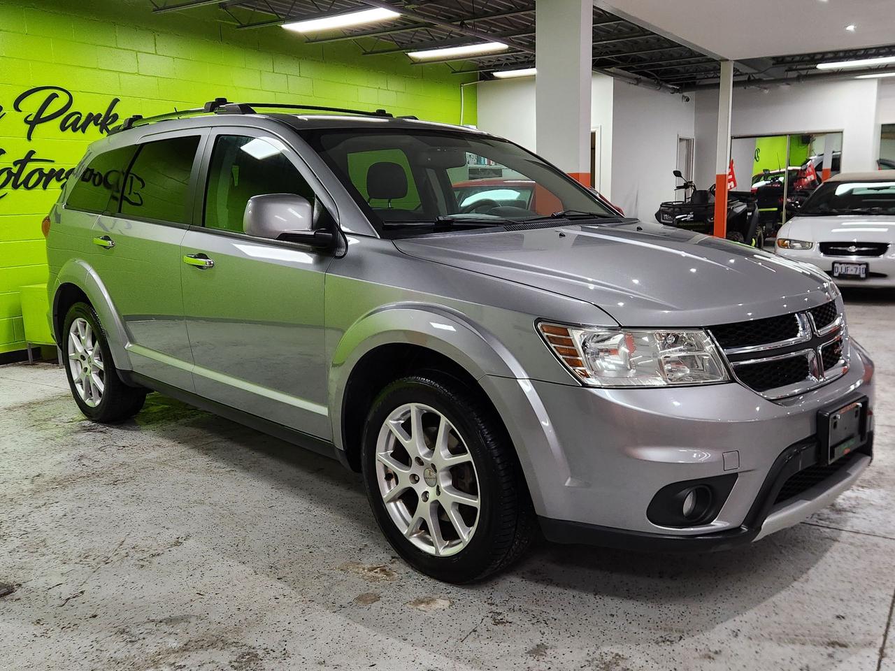 2015 Dodge Journey R/T SUNROOF LEATHER ALL WHEEL DRIVE Photo4