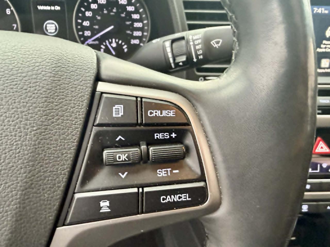 2017 Hyundai Elantra SE Photo