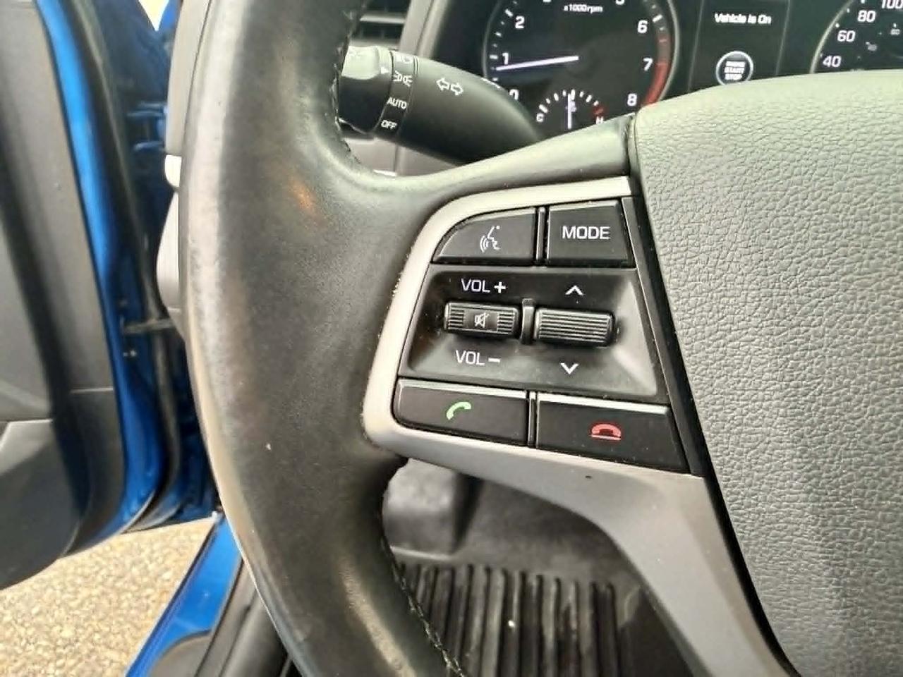 2017 Hyundai Elantra SE Photo