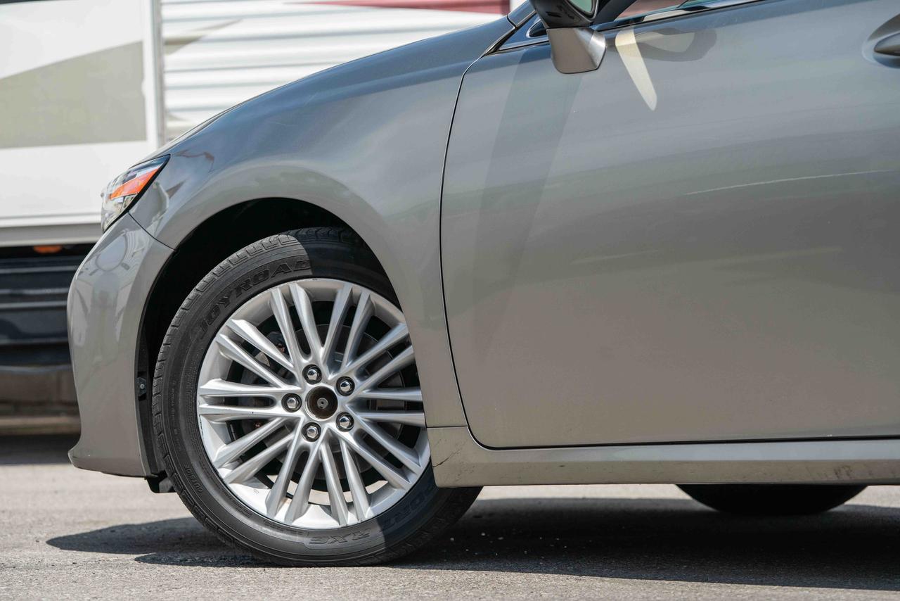 2017 Lexus ES 350 Base Photo