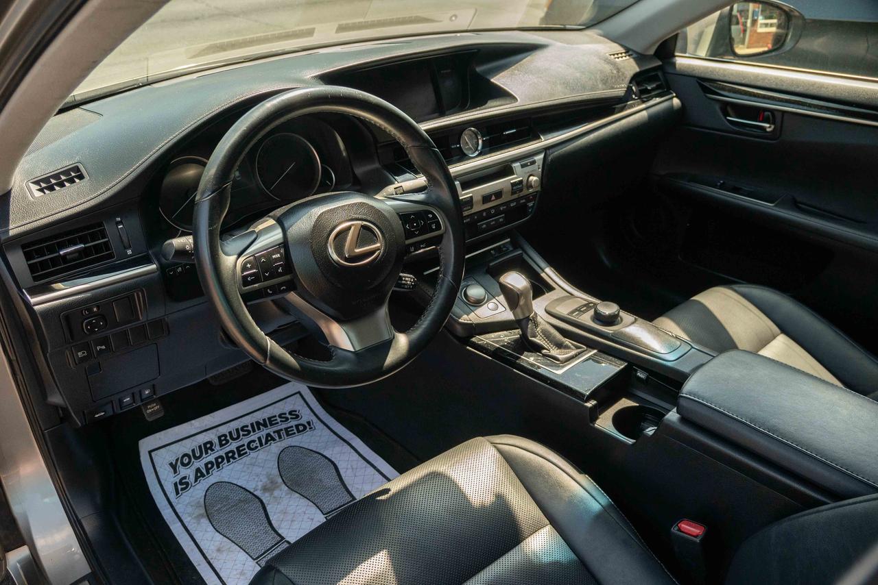 2017 Lexus ES 350 Base Photo