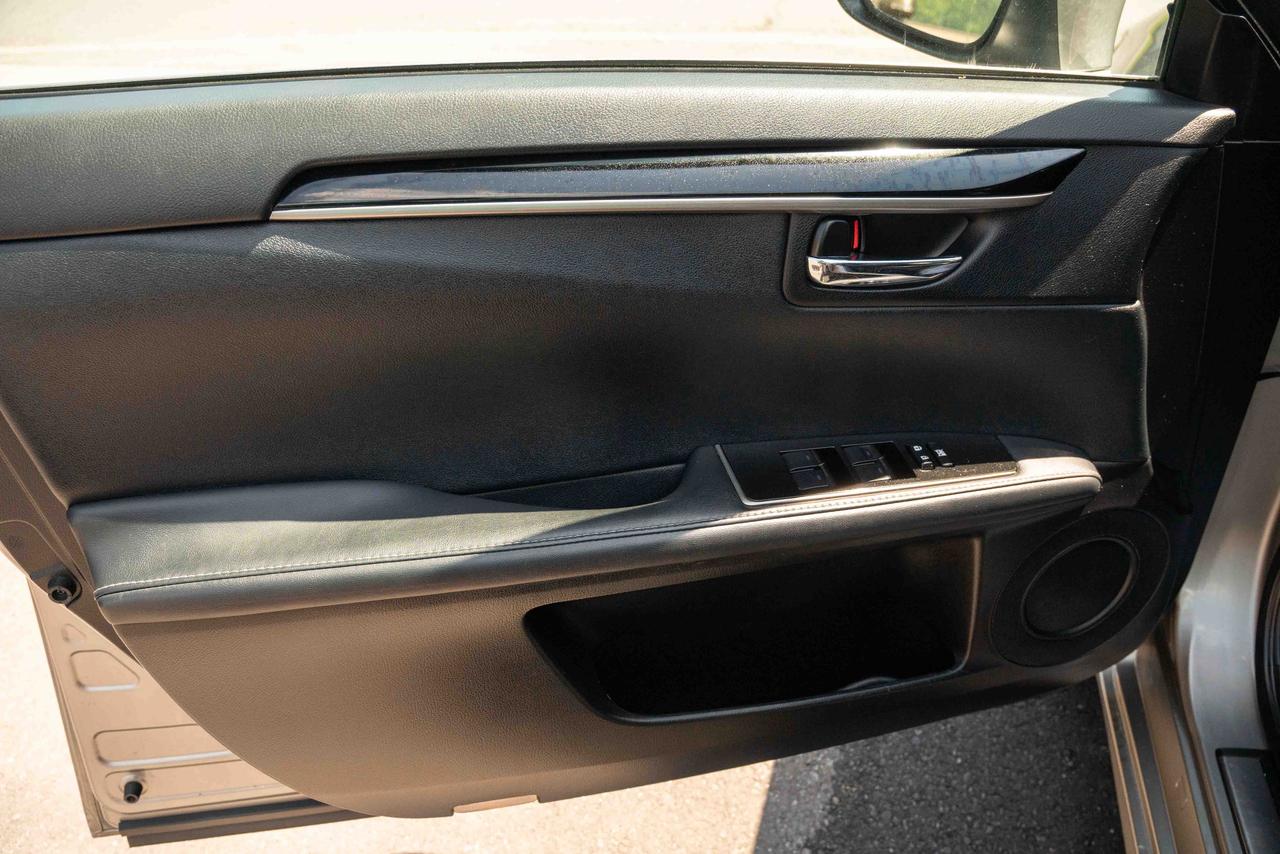 2017 Lexus ES 350 Base Photo