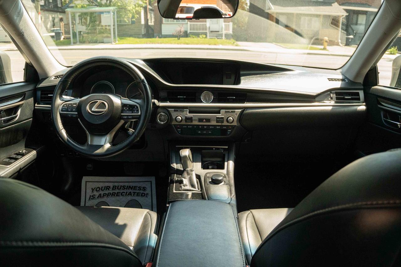 2017 Lexus ES 350 Base Photo