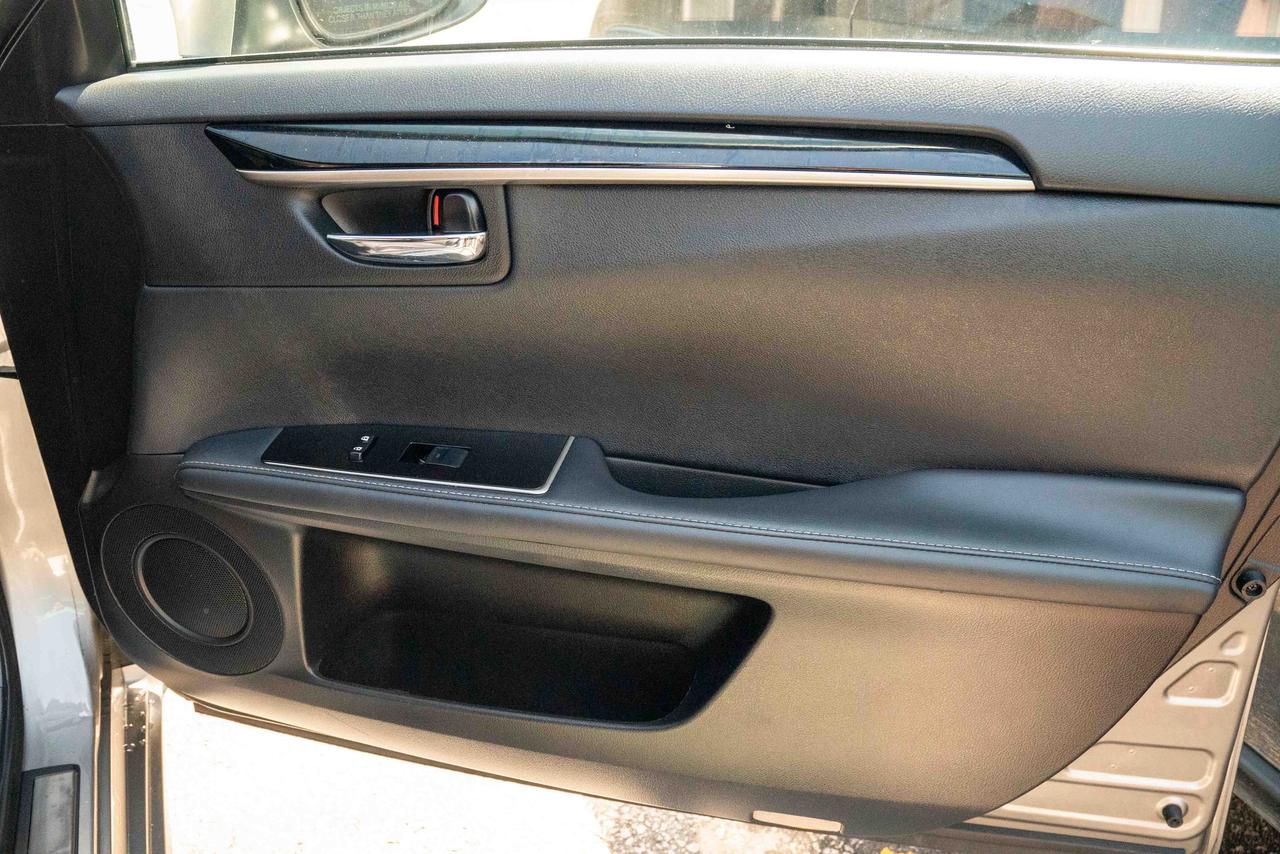 2017 Lexus ES 350 Base Photo