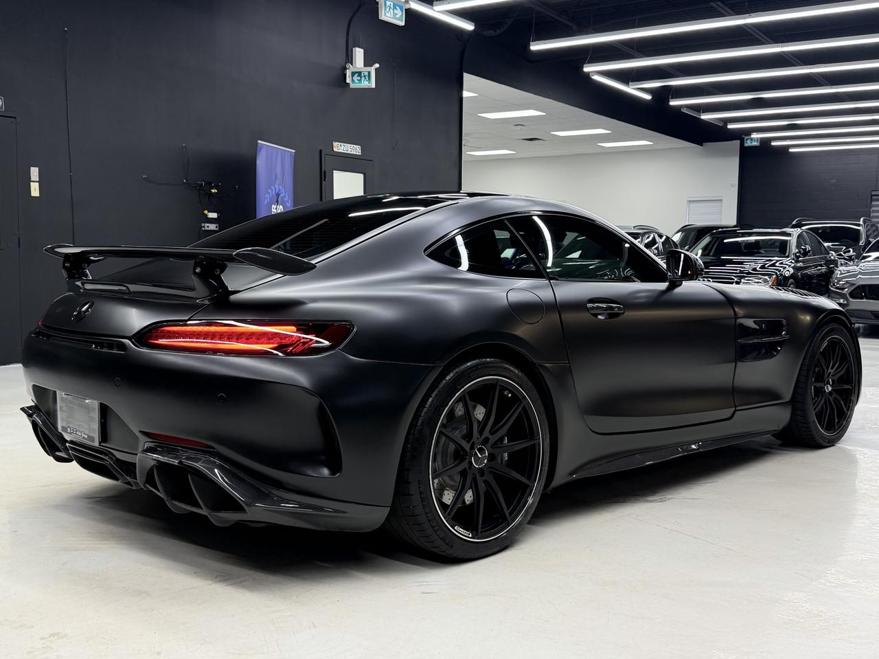 2017 Mercedes-Benz AMG GT GT-R KIT|CARBON KIT|NAV|BACKUP|BSM|FCW|BURMESTER| Photo3