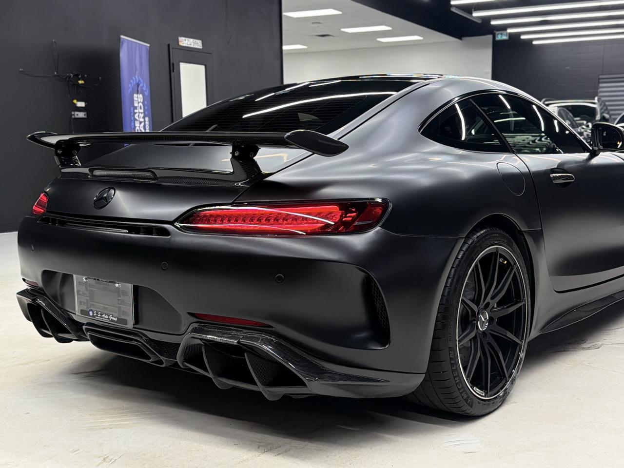 2017 Mercedes-Benz AMG GT GT-R KIT|CARBON KIT|NAV|BACKUP|BSM|FCW|BURMESTER| Photo