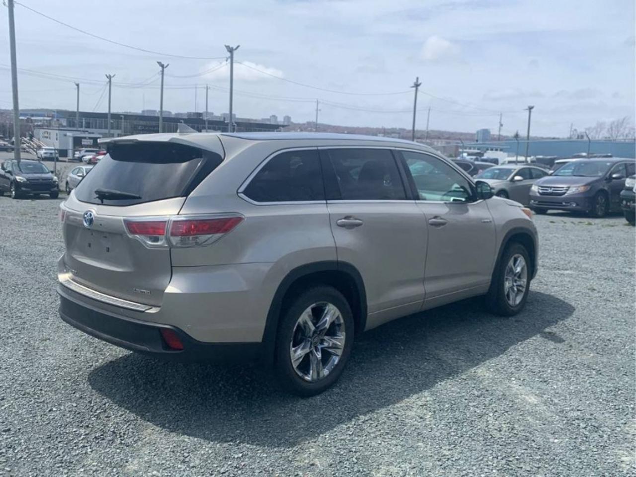 2016 Toyota Highlander HYBRID * AWD * " Photo