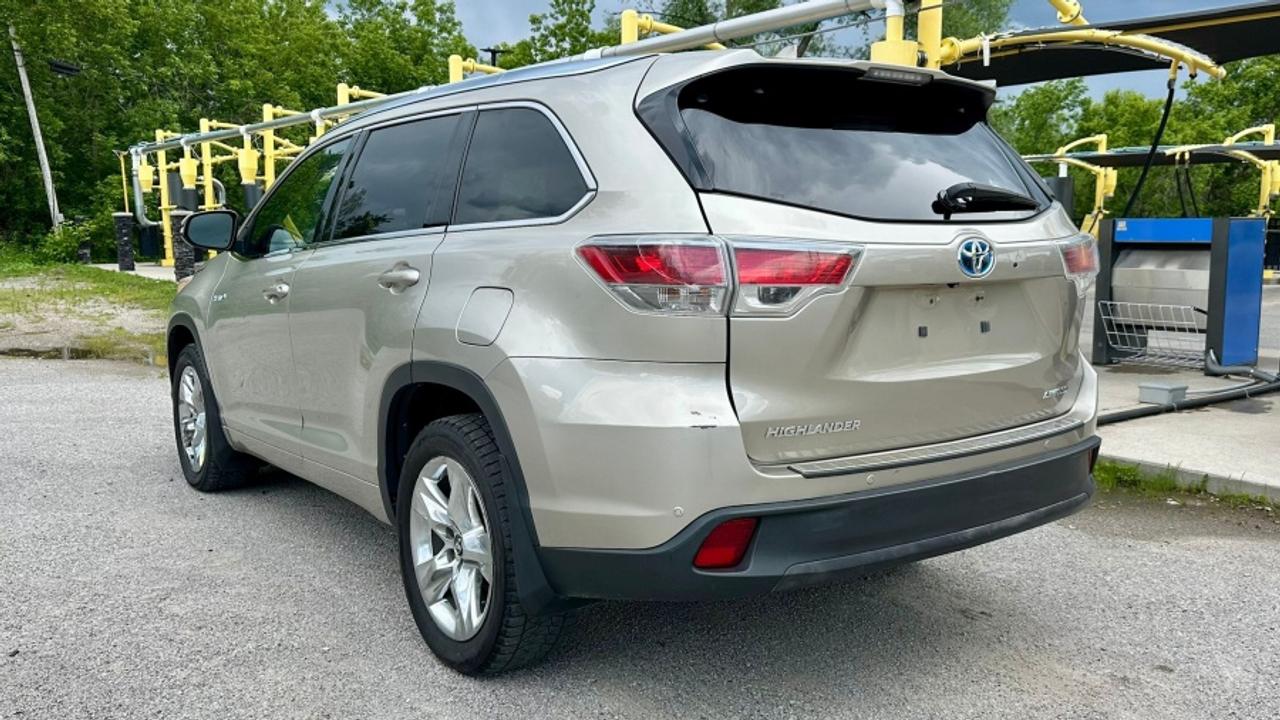 2016 Toyota Highlander HYBRID * AWD * MUST SEE " Photo