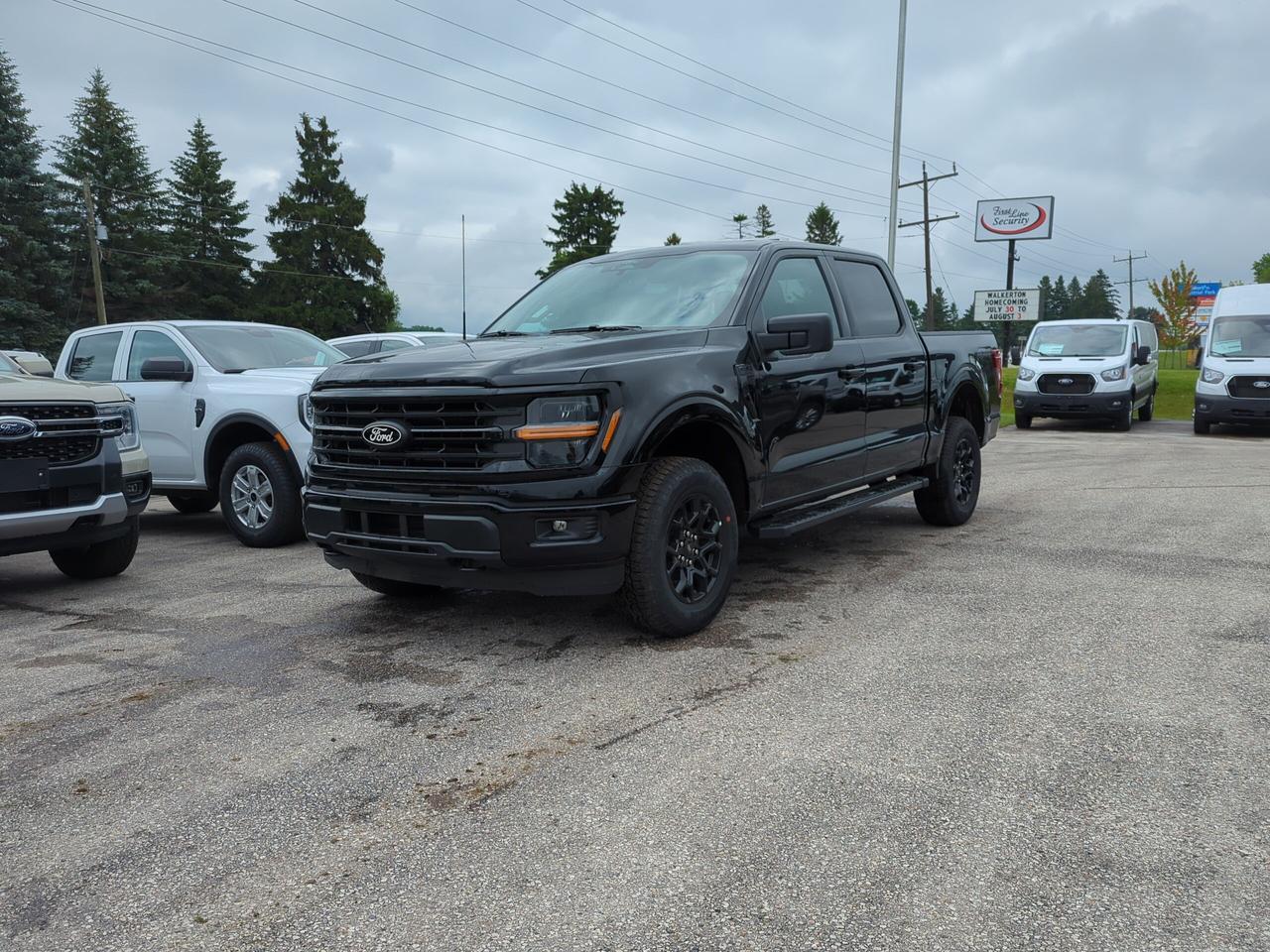 2026 Ford F-150 XLT SuperCrew 301A 4x4 Photo0