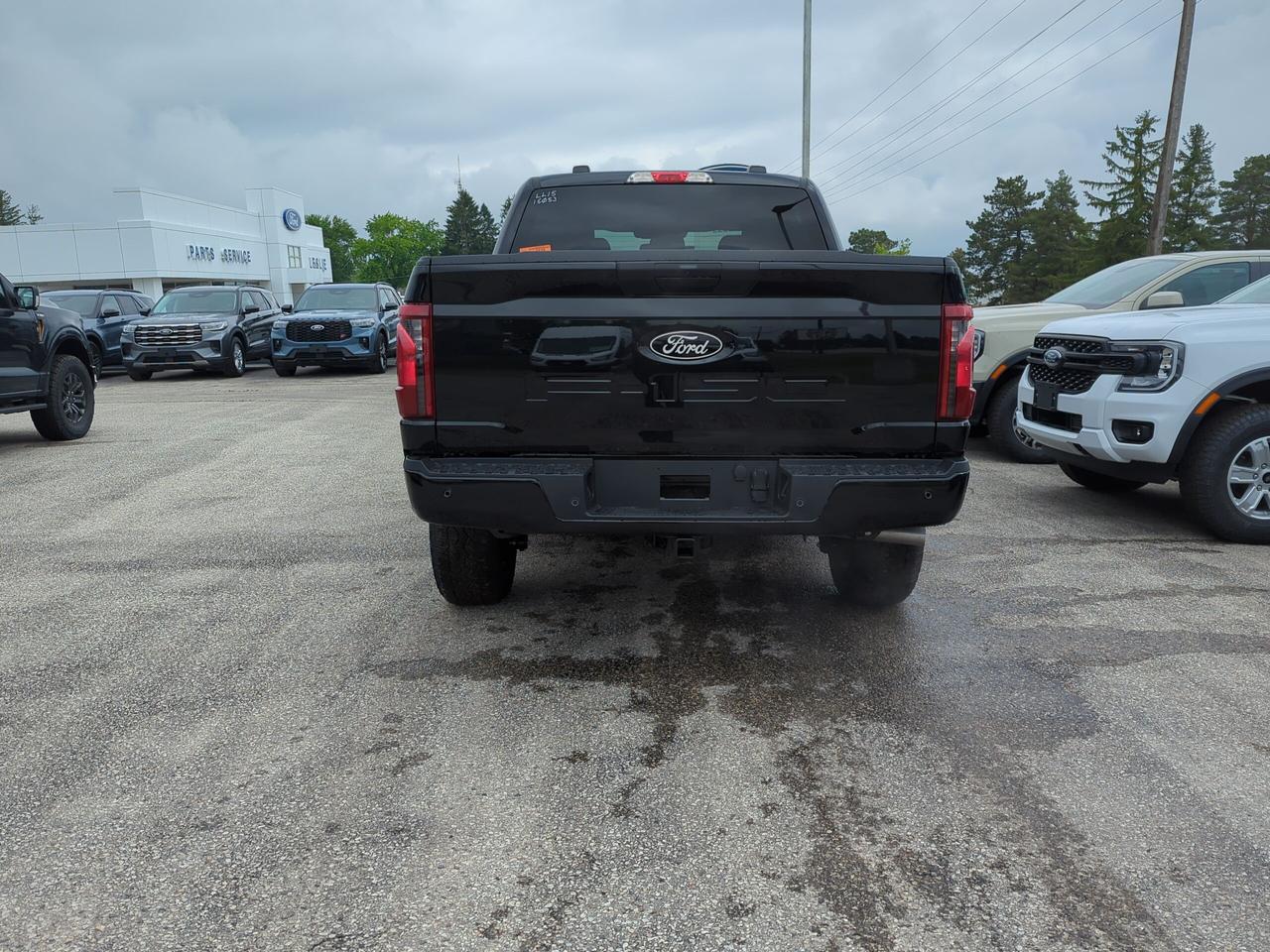 2026 Ford F-150 XLT SuperCrew 301A 4x4 Photo4