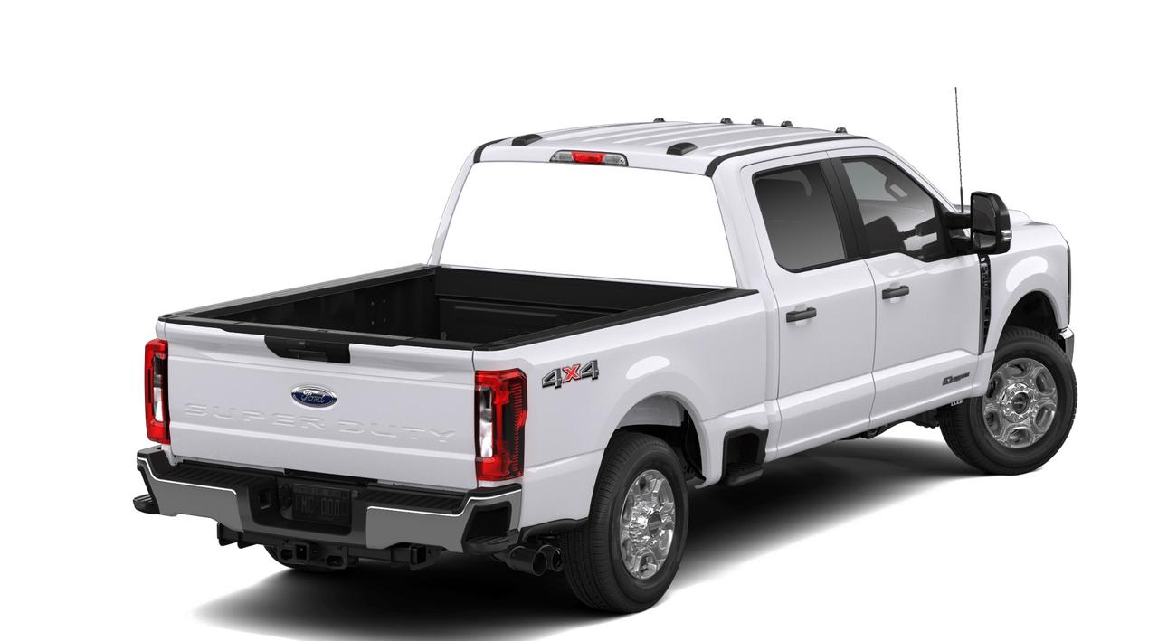 2026 Ford F-250 XLT Crew Cab 4x4 Photo2