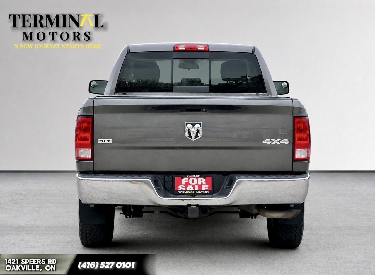 2016 RAM 1500 SLT Photo3