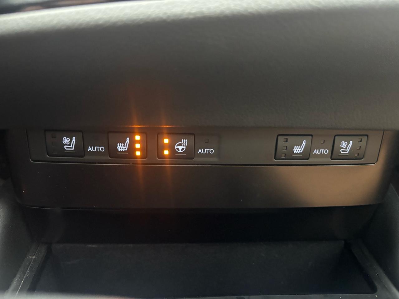 2024 Lexus ES 350 F-Sport ES 350 Auto Photo