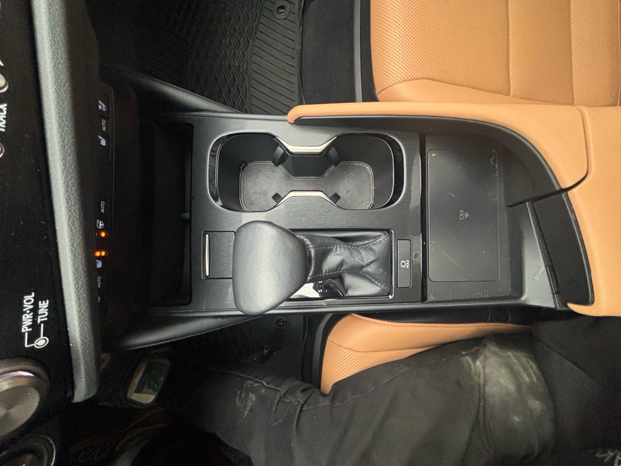 2024 Lexus ES 350 F-Sport ES 350 Auto Photo