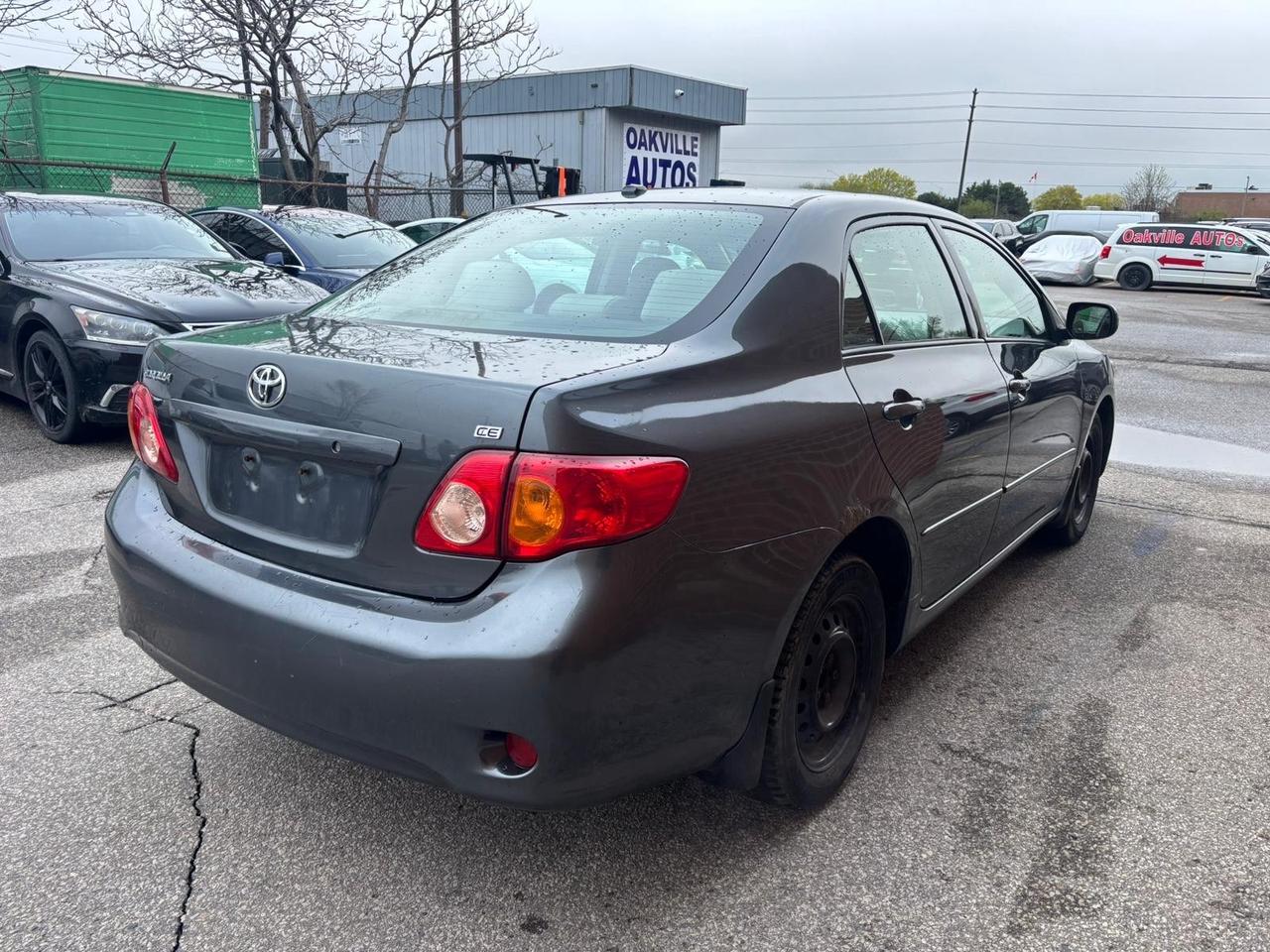 2009 Toyota Corolla 4DR SDN AUTO CE Photo