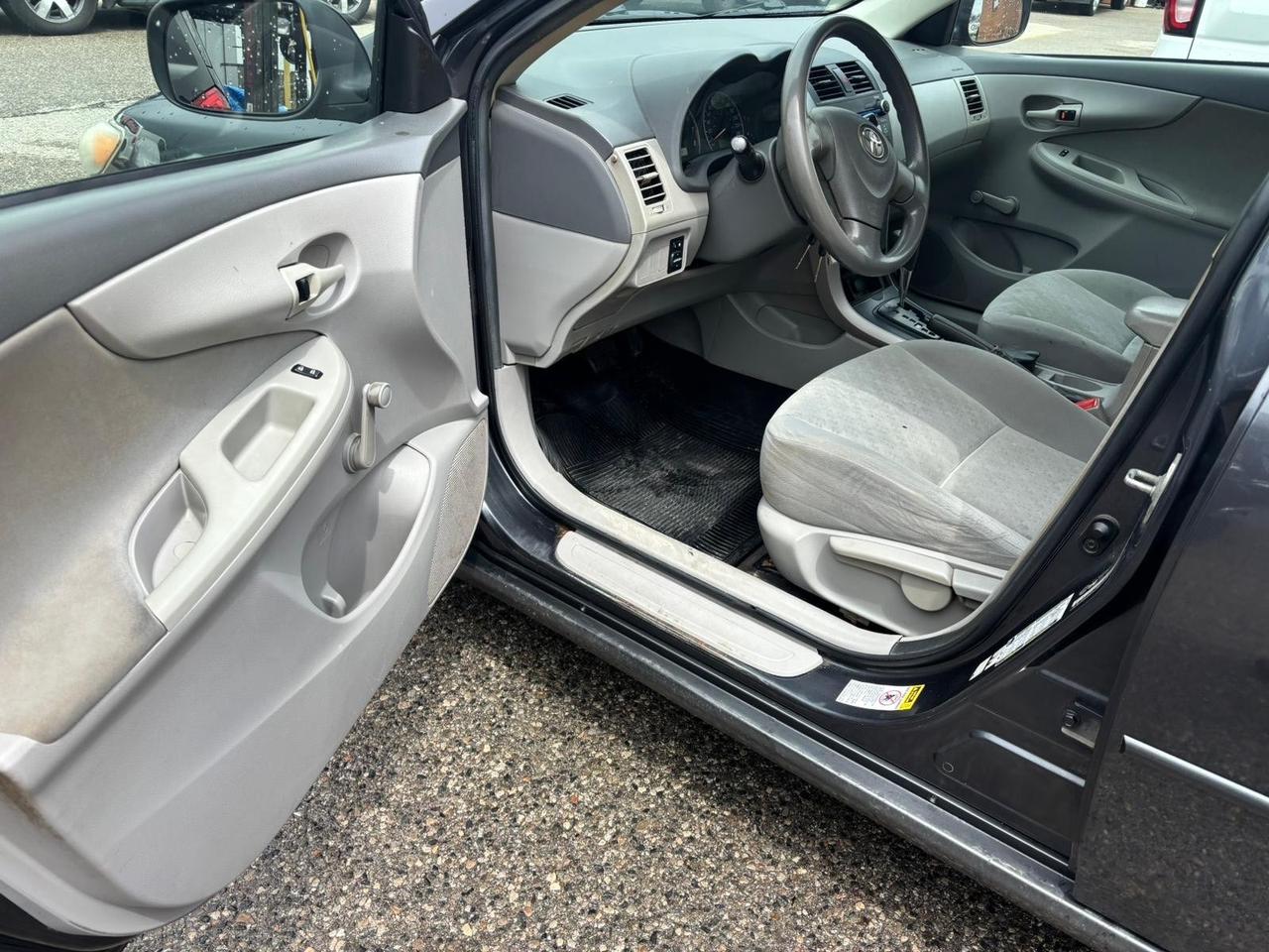 2009 Toyota Corolla 4DR SDN AUTO CE Photo