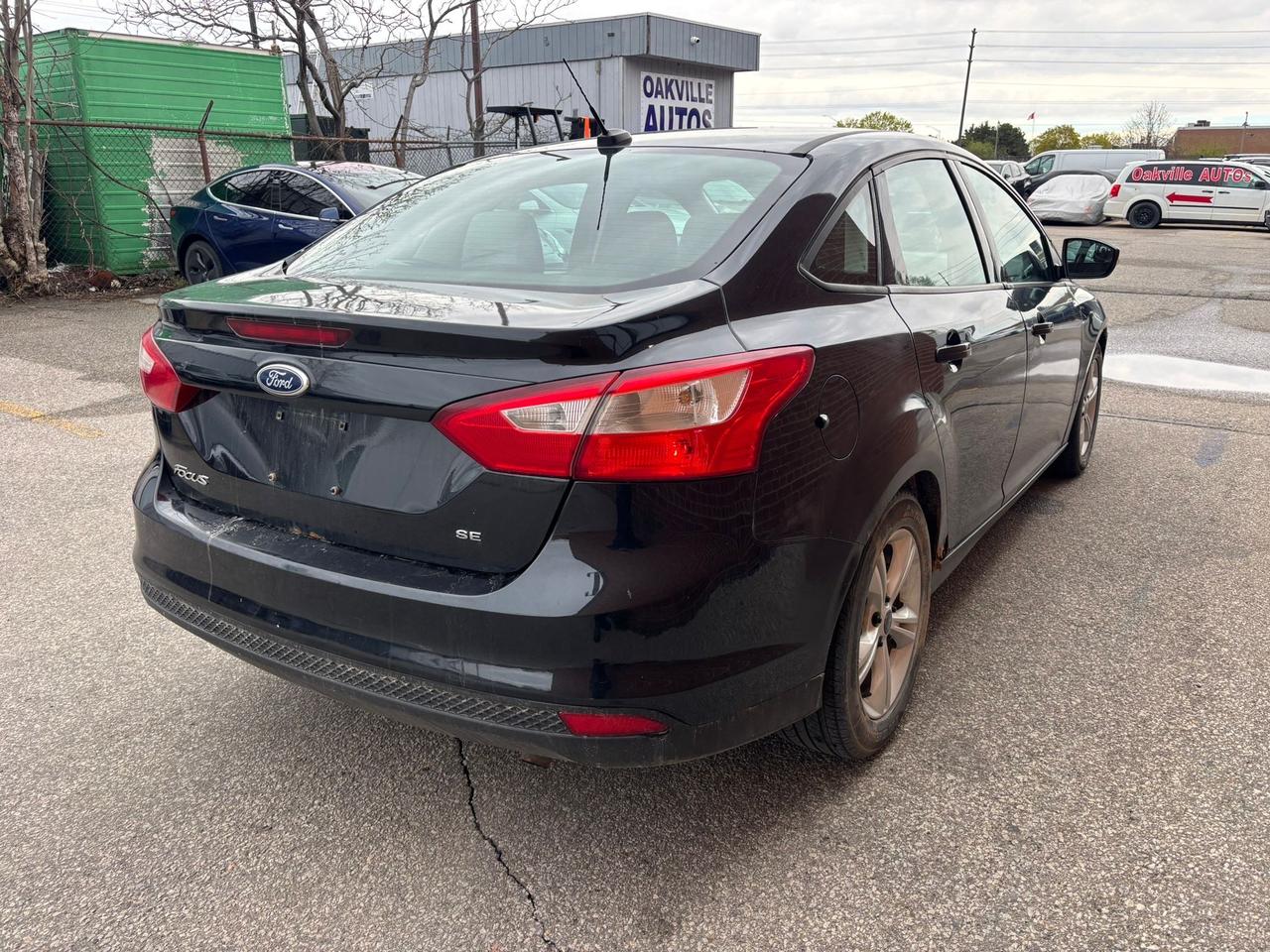 2014 Ford Focus 4DR SDN SE Photo3