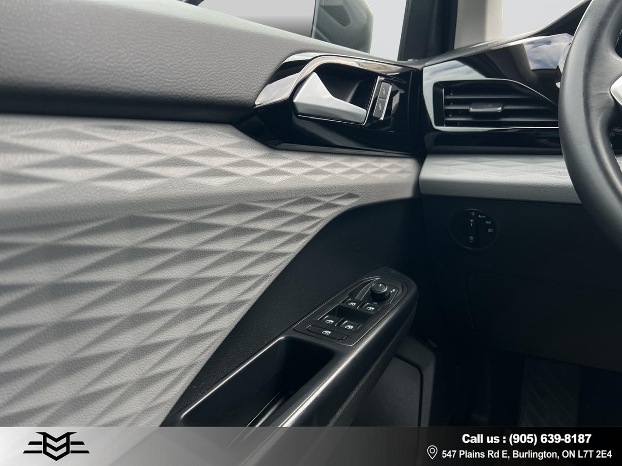 2024 Volkswagen Taos 4MOTION - Blind Spot Monitor - Low Kms !!! Photo