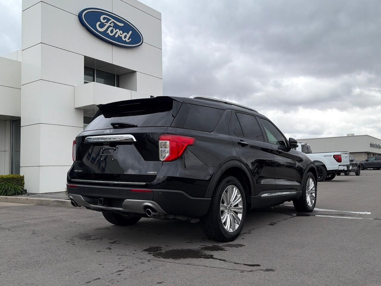 2020 Ford Explorer Limited 4WD Photo2