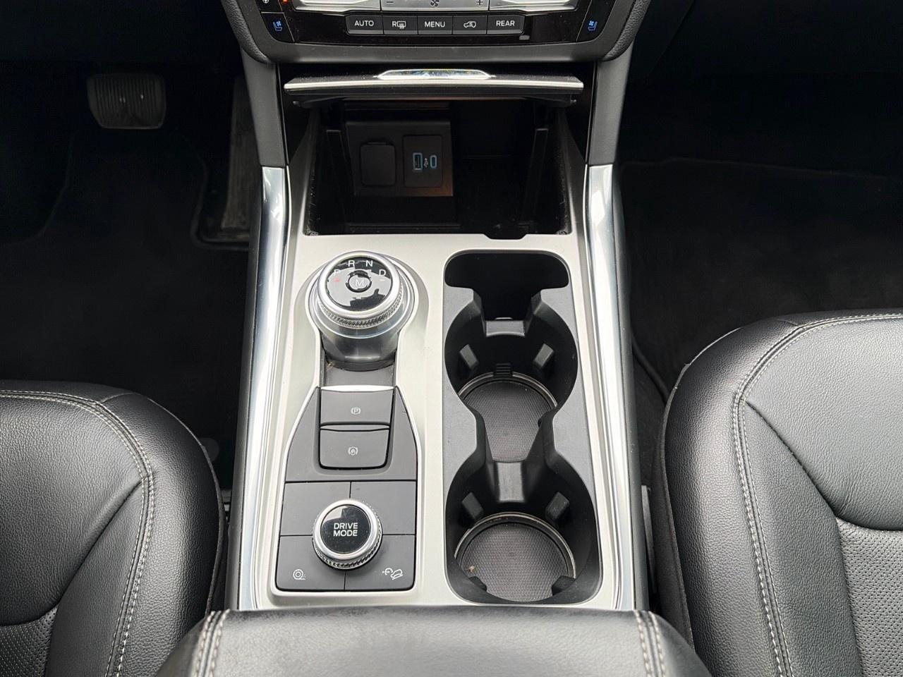 2020 Ford Explorer Limited 4WD Photo