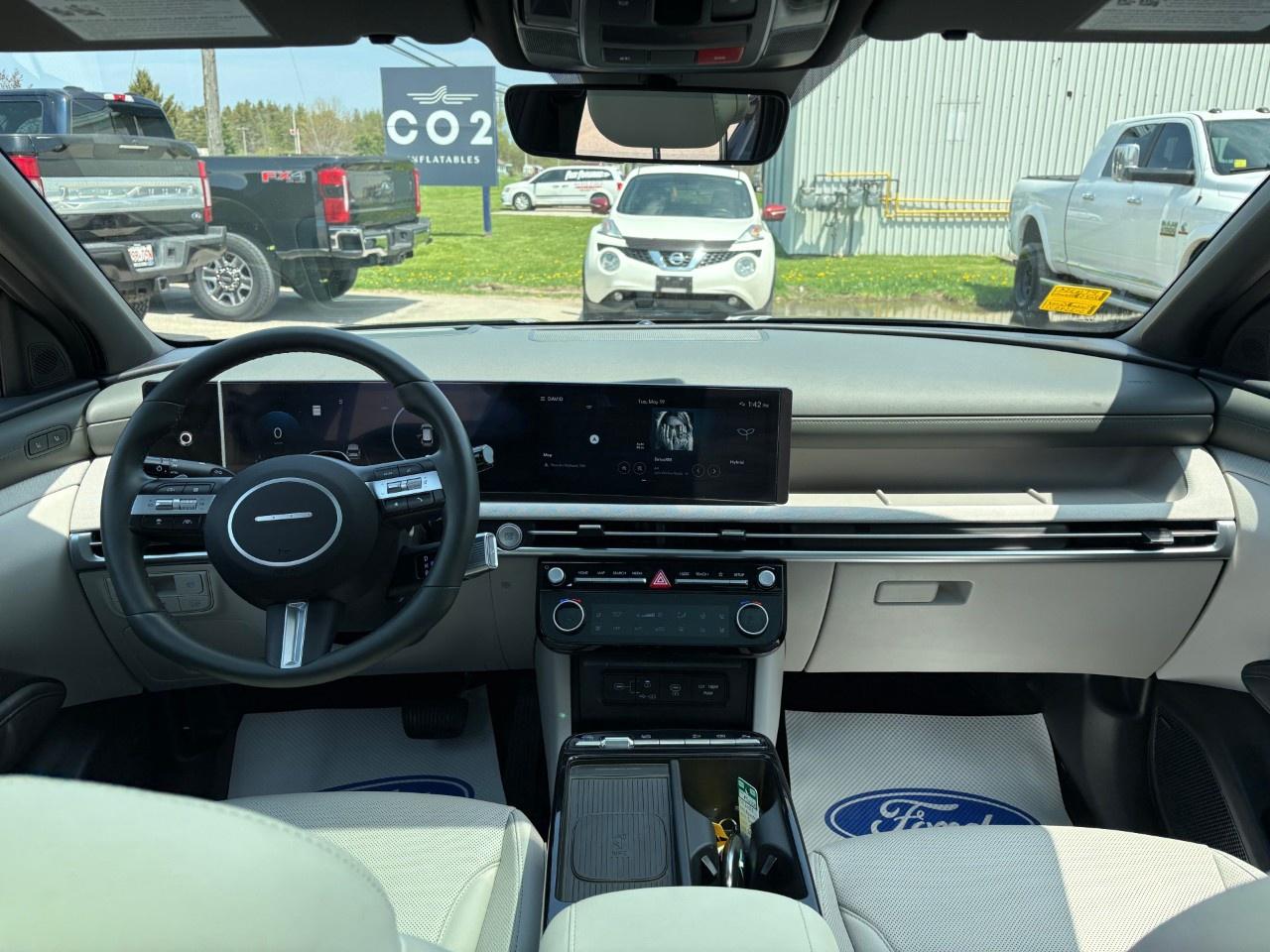 2025 Hyundai Tucson Hybrid Ultimate AWD Photo