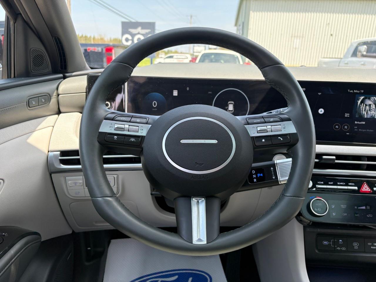 2025 Hyundai Tucson Hybrid Ultimate AWD Photo