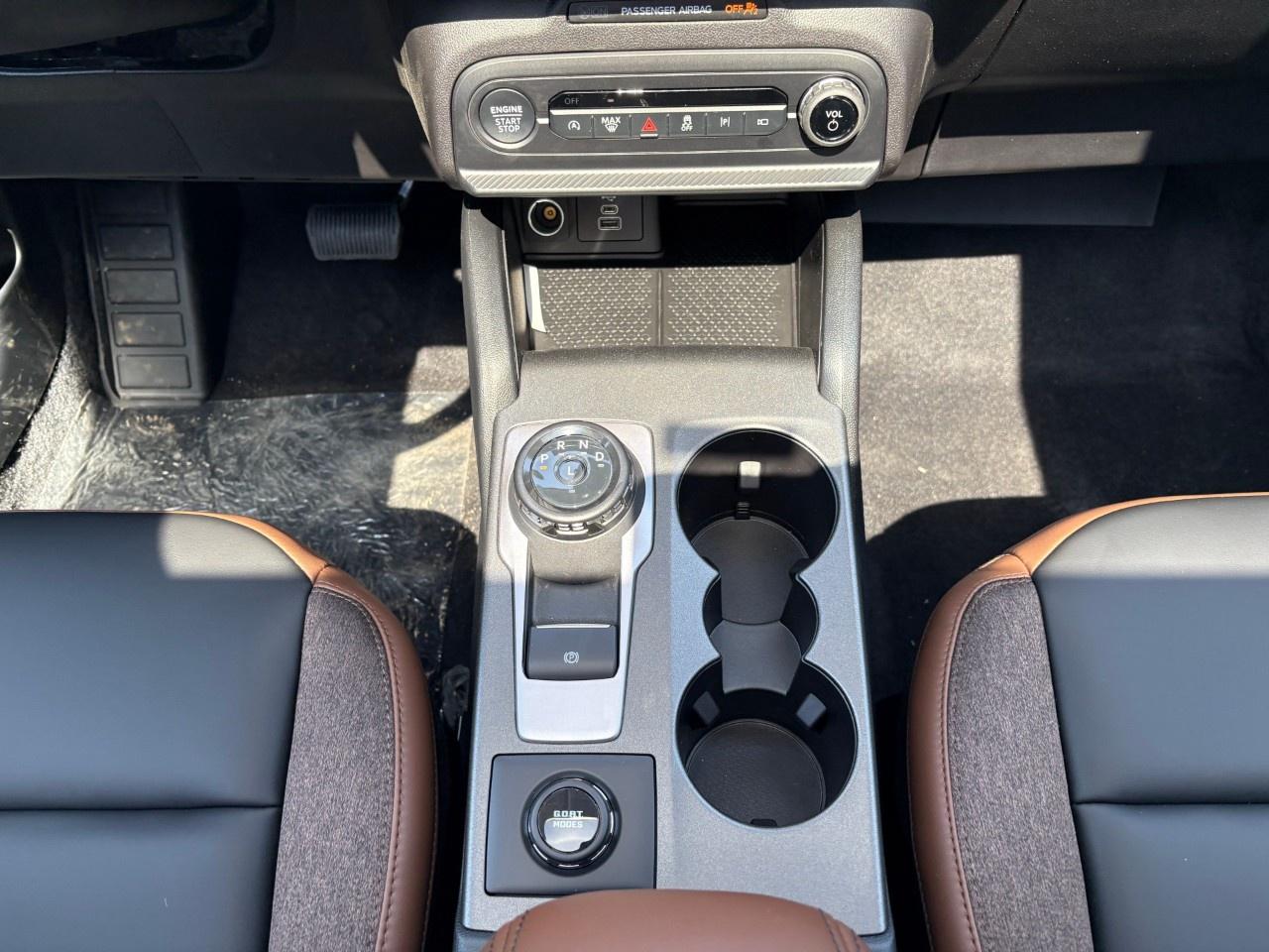 2026 Ford Bronco Sport Outer Banks 4x4 Photo