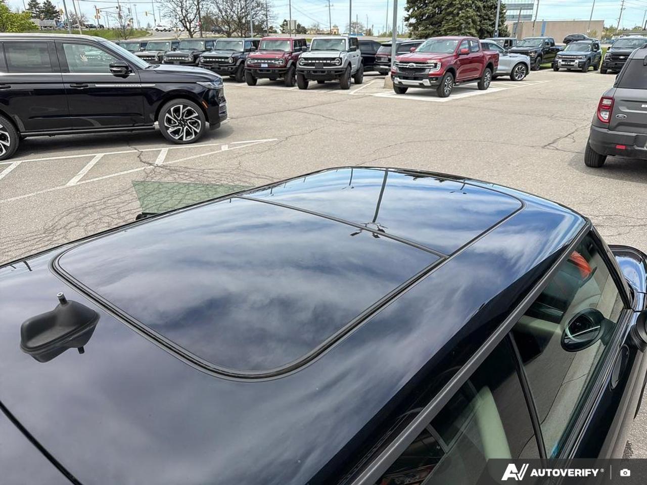 2013 MINI Cooper Cooper BAKER STREET PK|MANUAL|NO ACCIDENTS|DUAL SUNROOF Photo